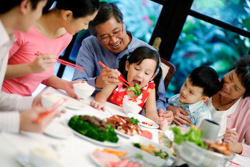 Bữa Cơm Gia Đình Việt Nam.