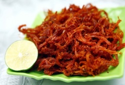 Những món ăn vặt không thể thiếu trong ngày Tết