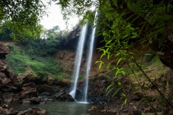 Thác Đắk G’lun hùng vỹ