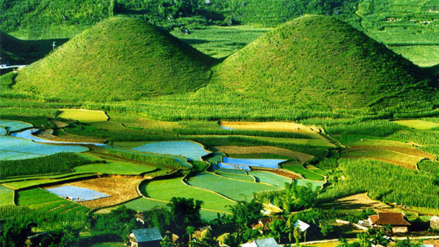 Núi đối Quản Bạ Hà Giang - Nhật ký du lịch Hà Giang Cao Bằng Cholontourist